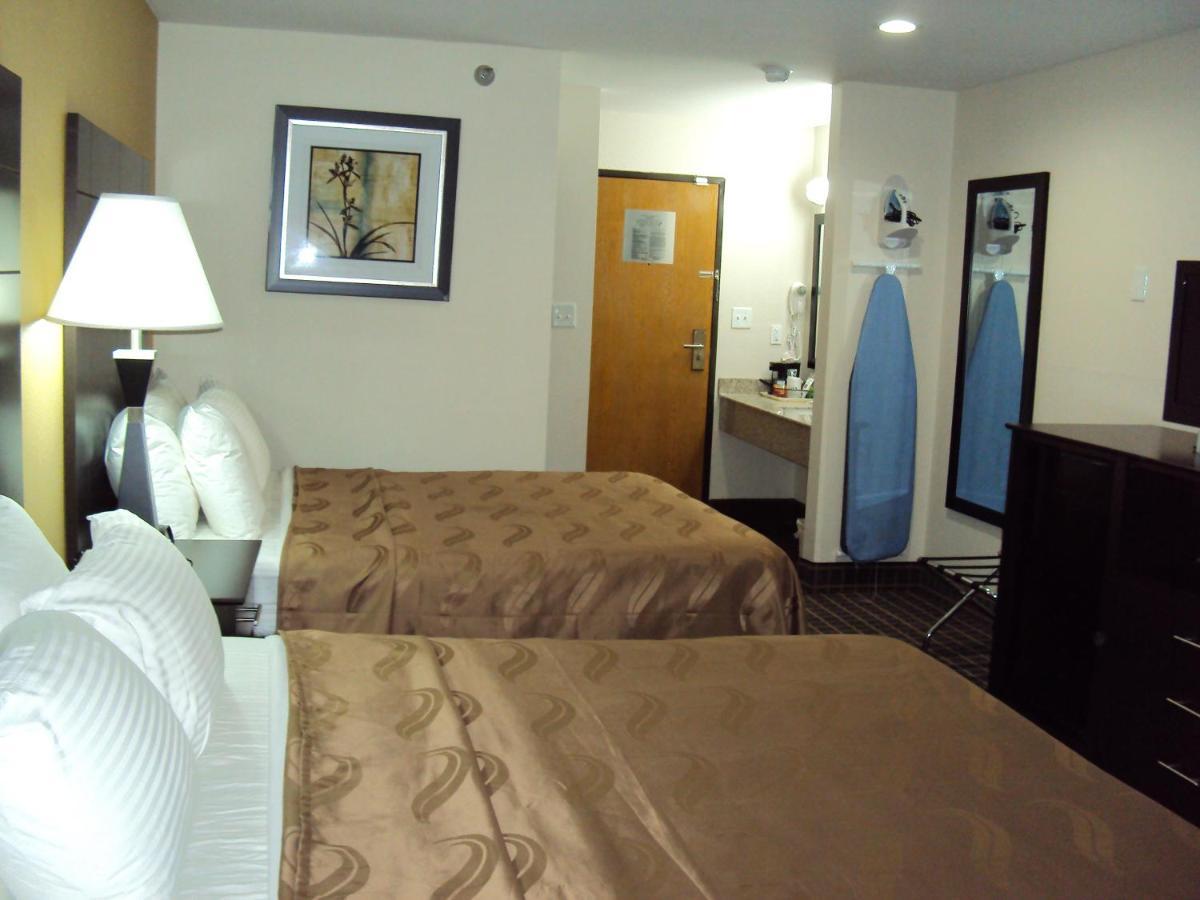 Quality Inn Carbondale University Area Exterior foto